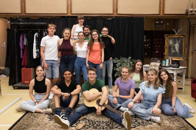 Bázis – színházi alkotóműhely – 14-18 éves korosztály részére
