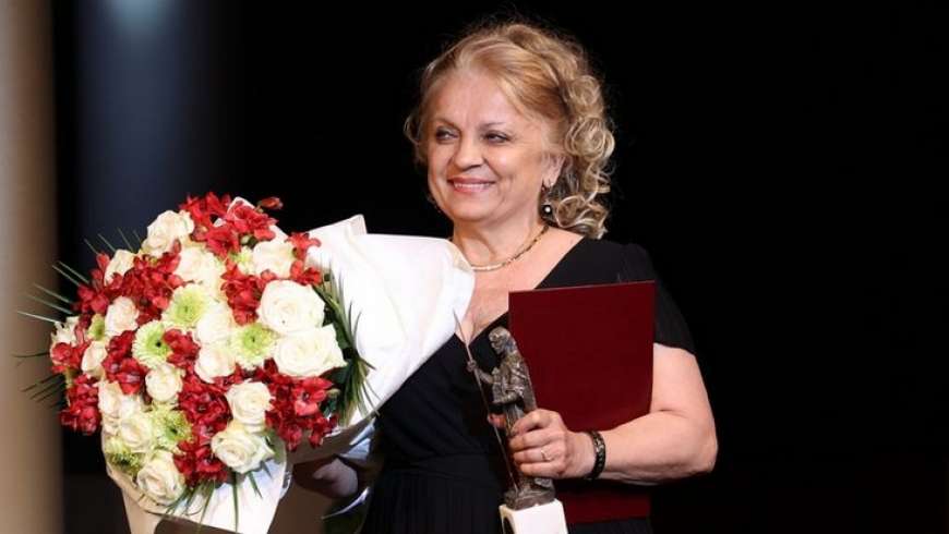 Két díjjal is méltatták Vajda Júliát
