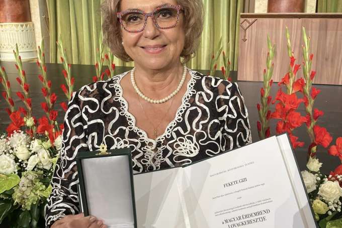 Fekete Gizi Magyar Érdemrend Lovagkeresztje kitüntetést kapott